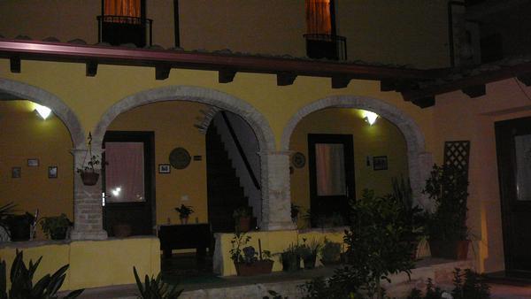 B&B Gli Archi Sìnnai 외부 사진